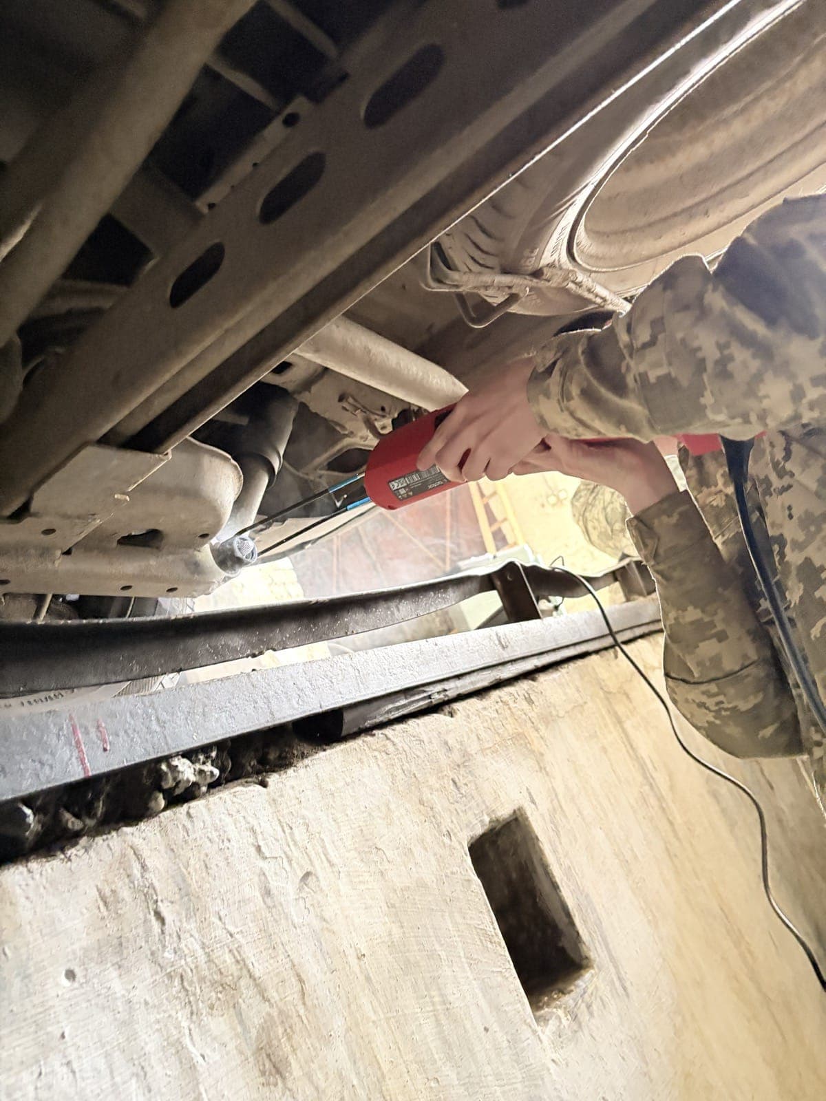 Field maintenance repair detail with induction heater